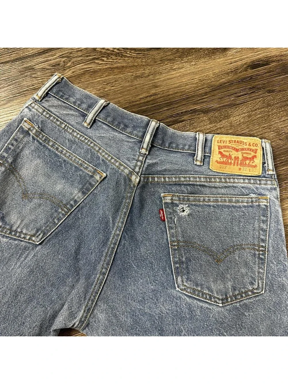 Vintage Levi’s distressed 517 bootcut denim jeans workwear  32x30